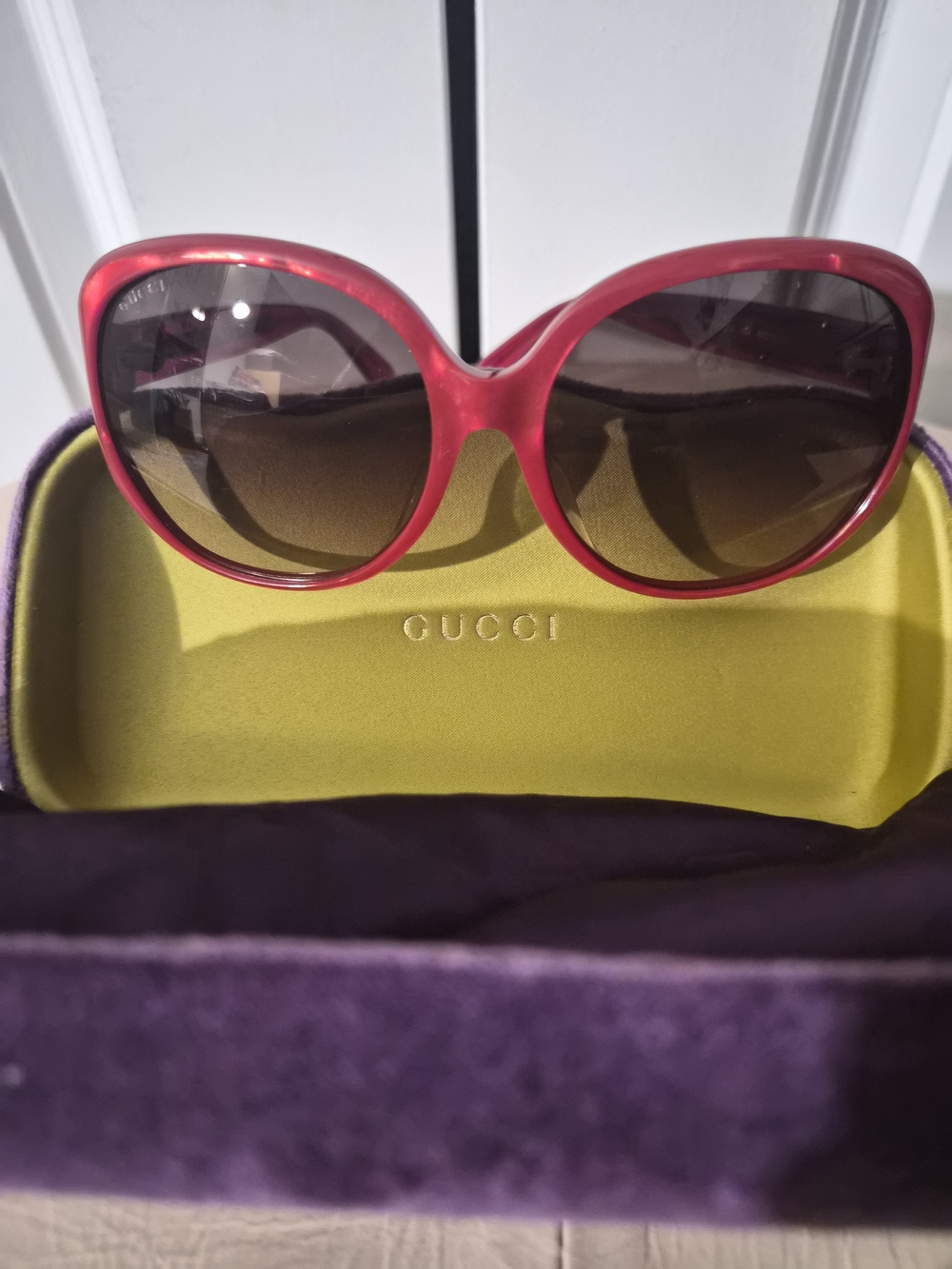 Gucci Women's Pink Oversized Sunglasses